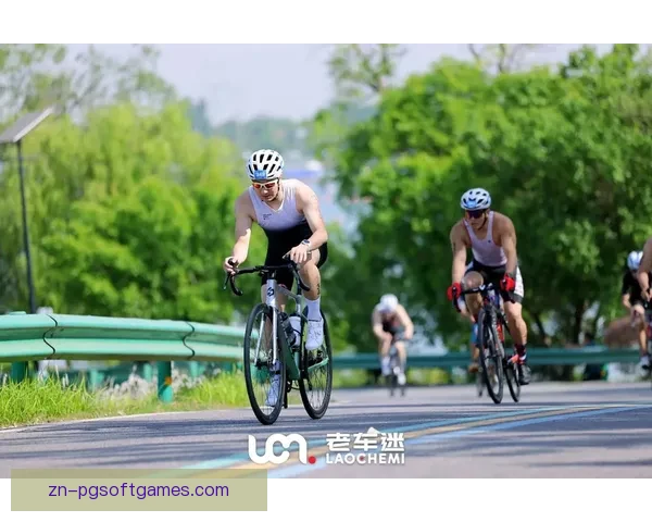 挑战极限：探寻铁人三项赛中的顶尖选手秘密