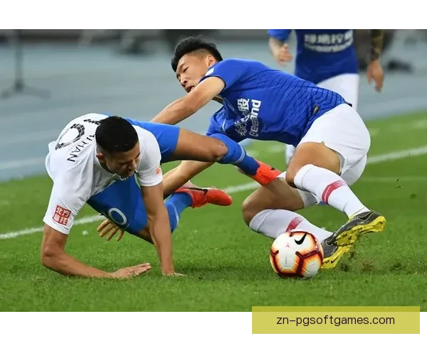 提升足球技巧的终极秘籍：攻防进退，技压群雄，王者之路。