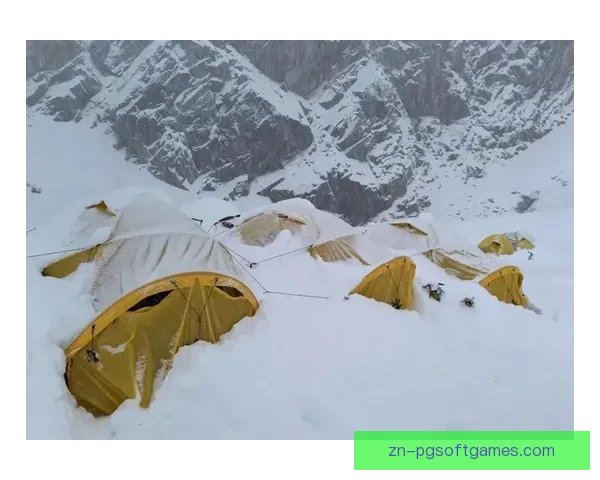 登山大奖赛：征服巅峰的豪情